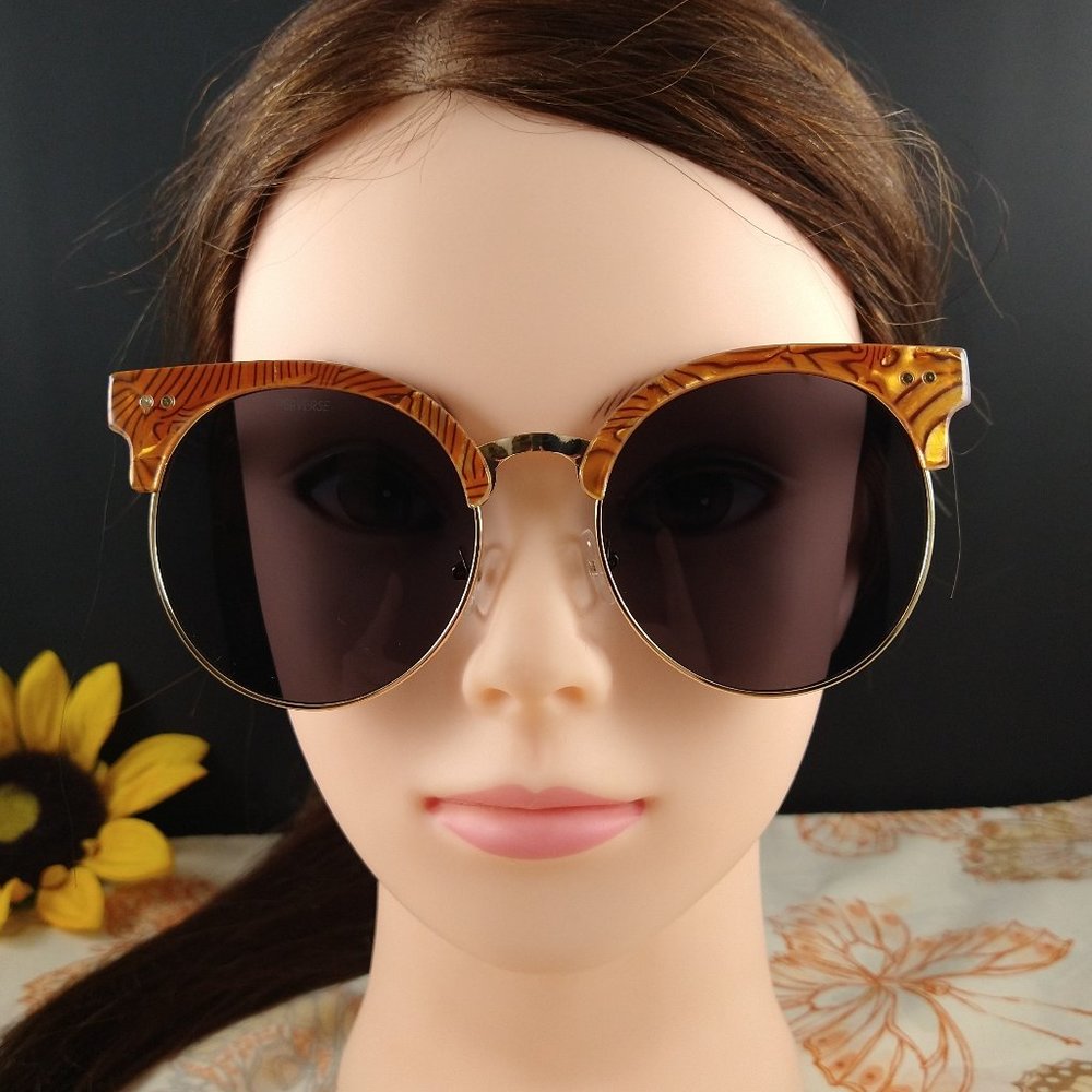 NWT Perverse Womens Fresh Tortoise Shell Sunglasses